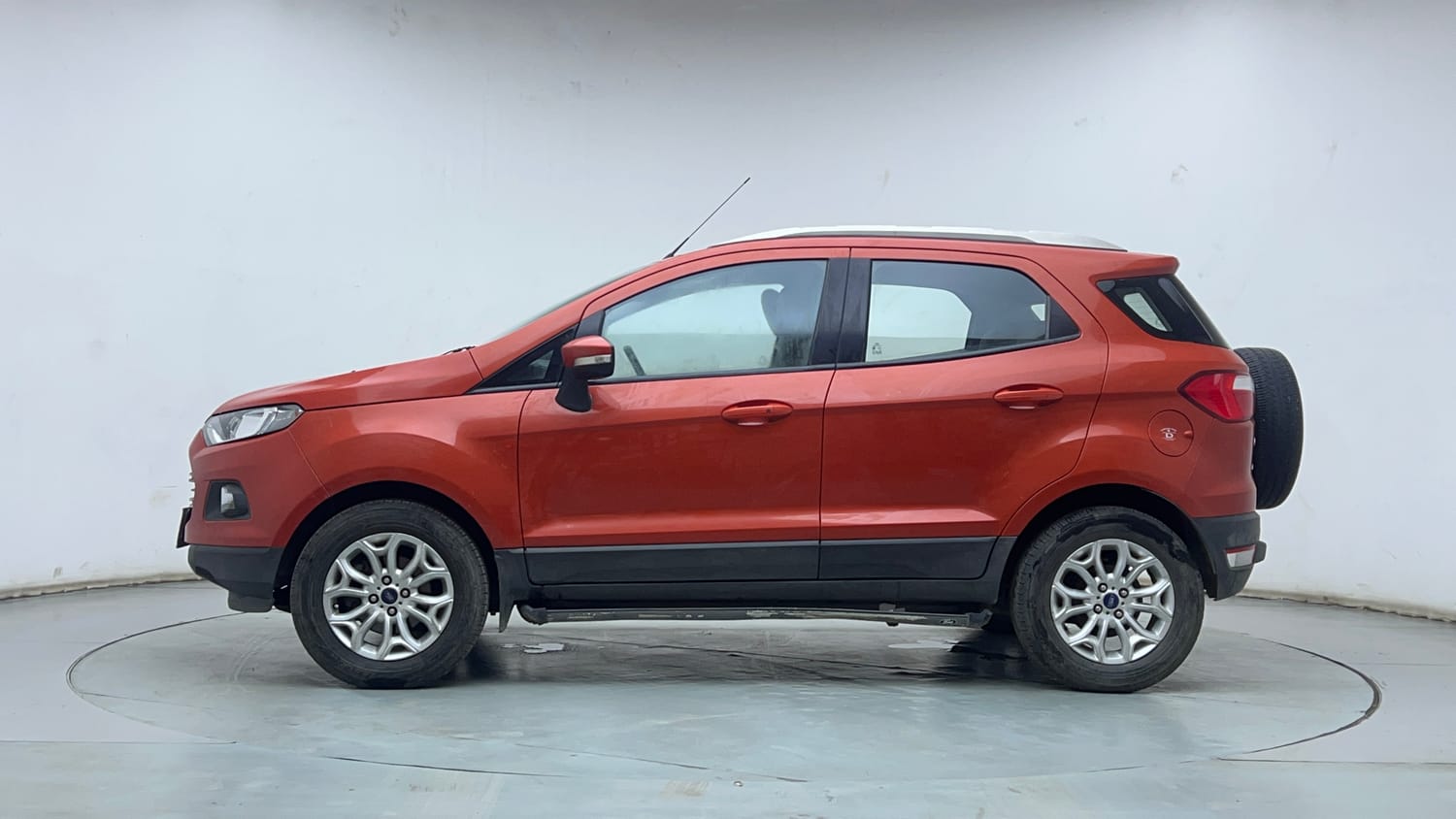 Used 2017 Ford EcoSport Titanium 1.5L TDCi Diesel Manual exterior LEFT SIDE VIEW
