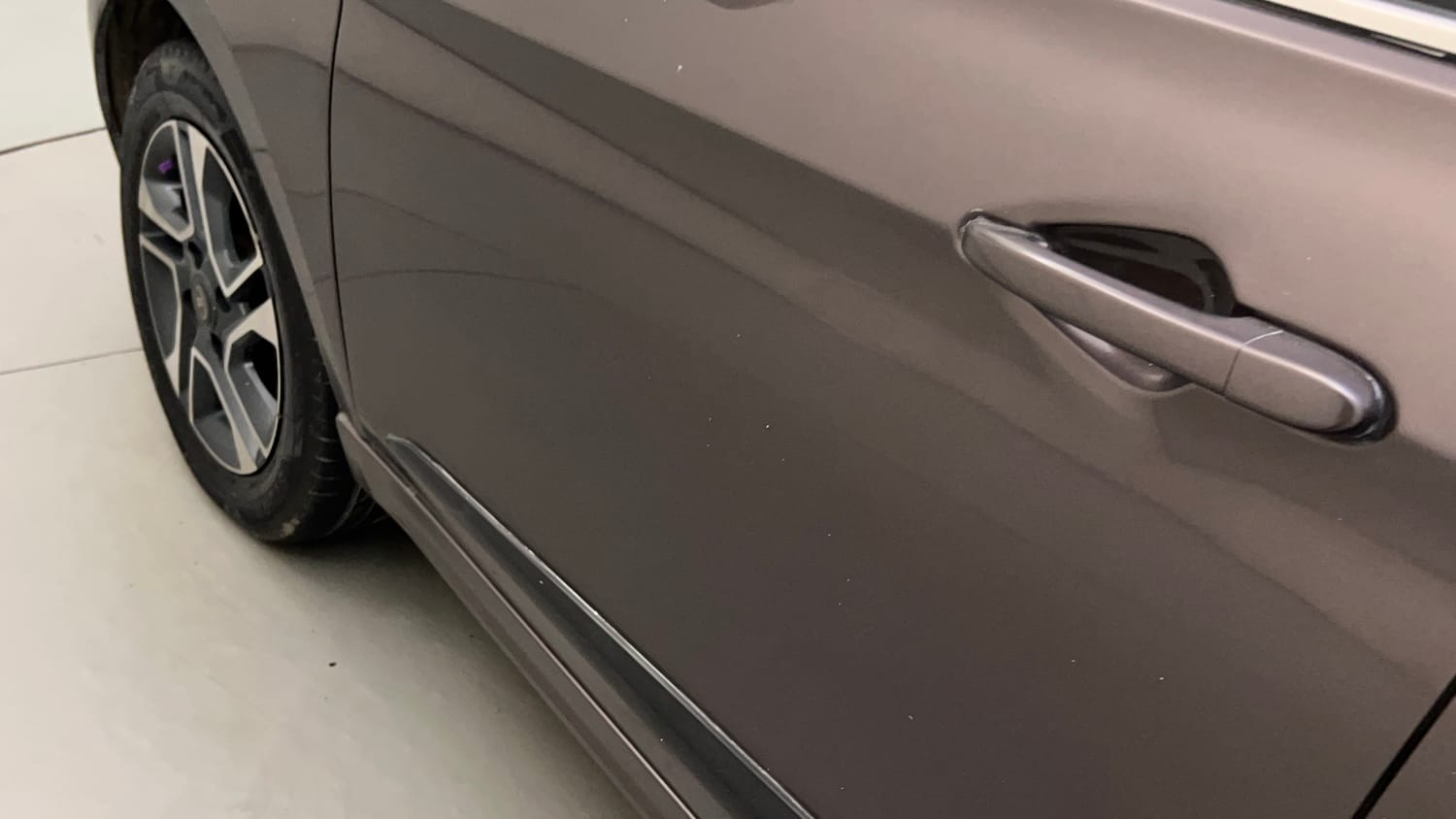 Used 2018 Tata Tigor Revotron XZA Petrol Automatic dents MINOR SCRATCH