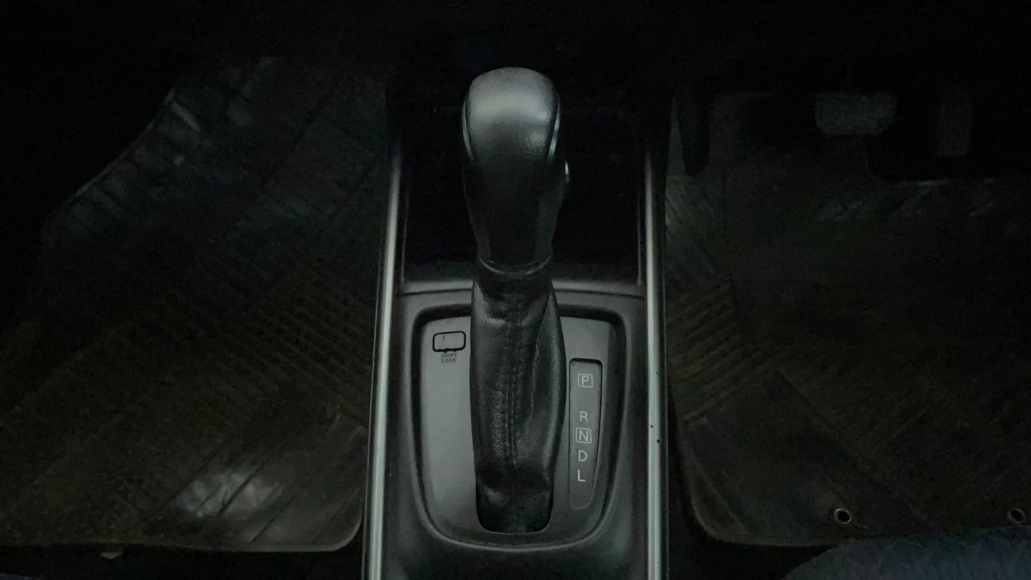 Used 2019 Maruti Suzuki Baleno Alpha Automatic Petrol Automatic interior GEAR  KNOB VIEW