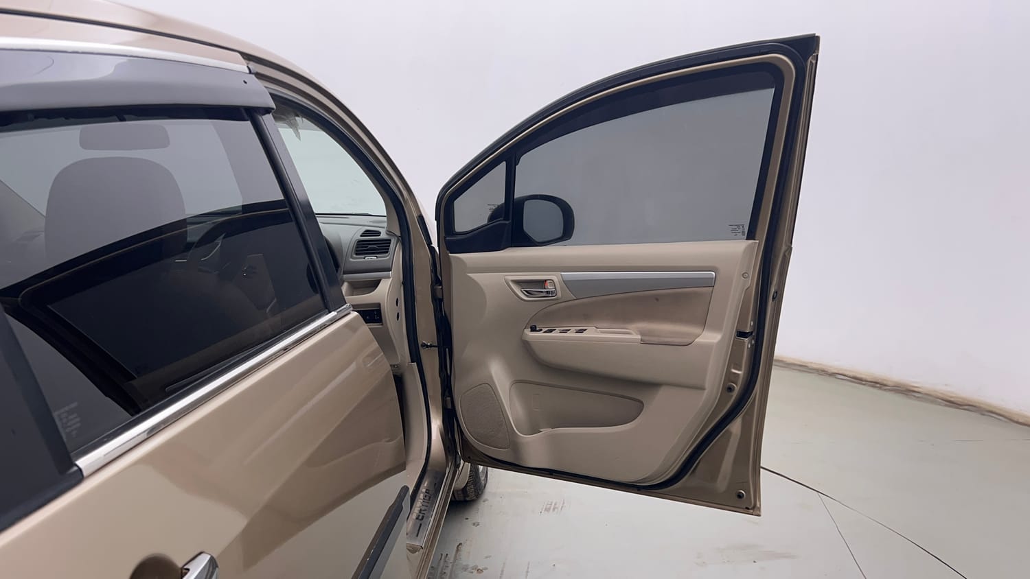 Used 2016 Maruti Suzuki Ertiga ZXI Petrol Manual interior RIGHT FRONT DOOR OPEN VIEW