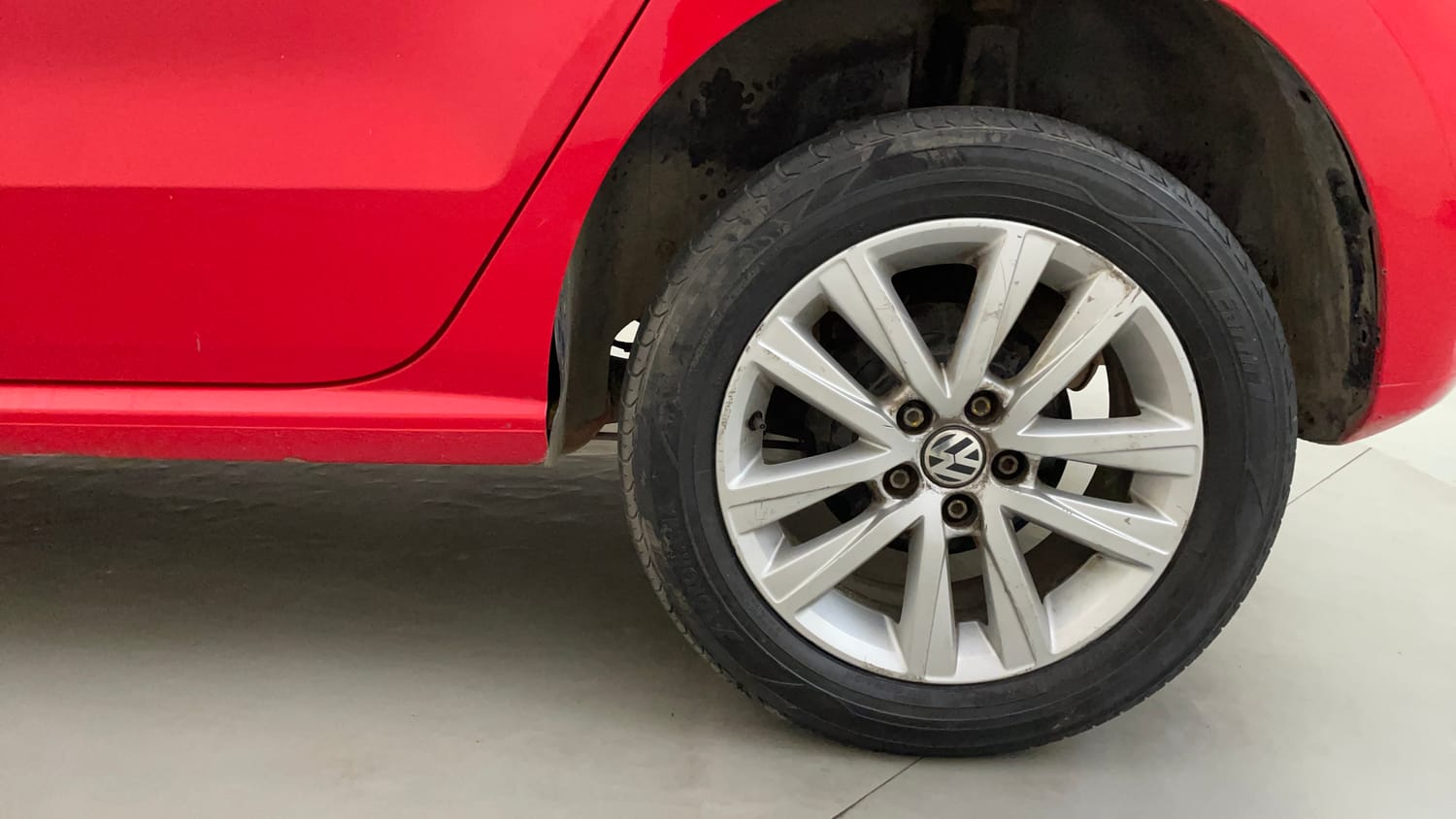 Used 2014 Volkswagen Polo Highline1.2L (P) Petrol Manual tyres LEFT REAR TYRE RIM VIEW