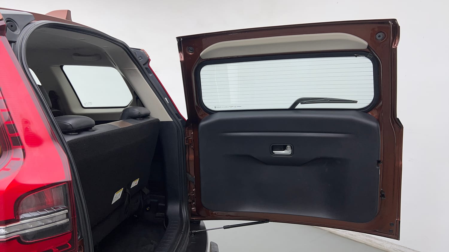 Used 2023 Mahindra Scorpio N Z8 L Petrol MT 7 STR Petrol Manual interior DICKY DOOR OPEN VIEW