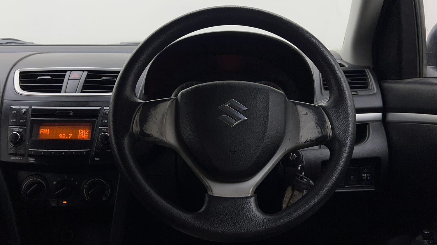 Used 2015 Maruti Suzuki Swift VXi Petrol Manual interior STEERING VIEW