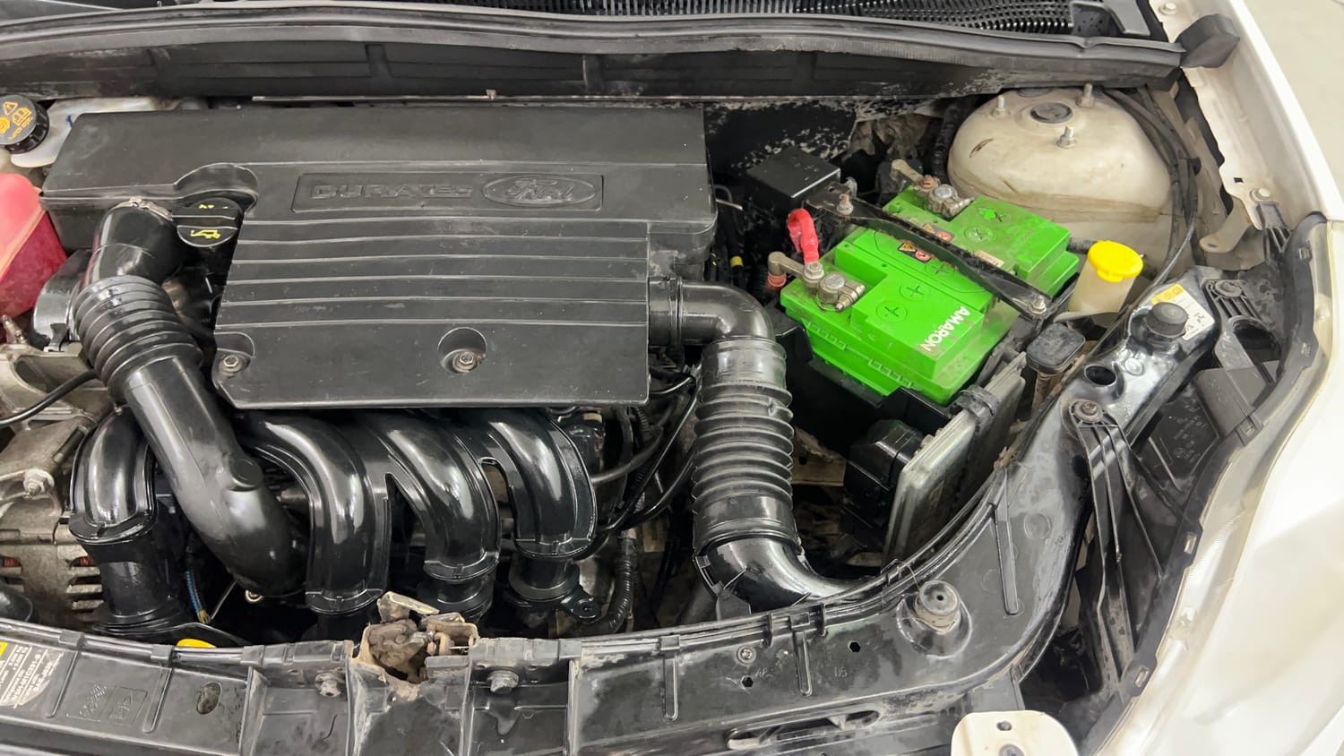 Used 2013 Ford Figo Duratec Petrol Titanium 1.2 Petrol Manual engine ENGINE LEFT SIDE VIEW