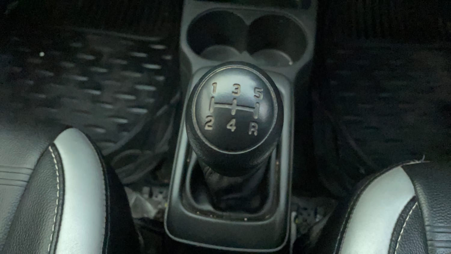 Used 2023 Maruti Suzuki Alto K10 VXi Petrol Manual interior GEAR  KNOB VIEW