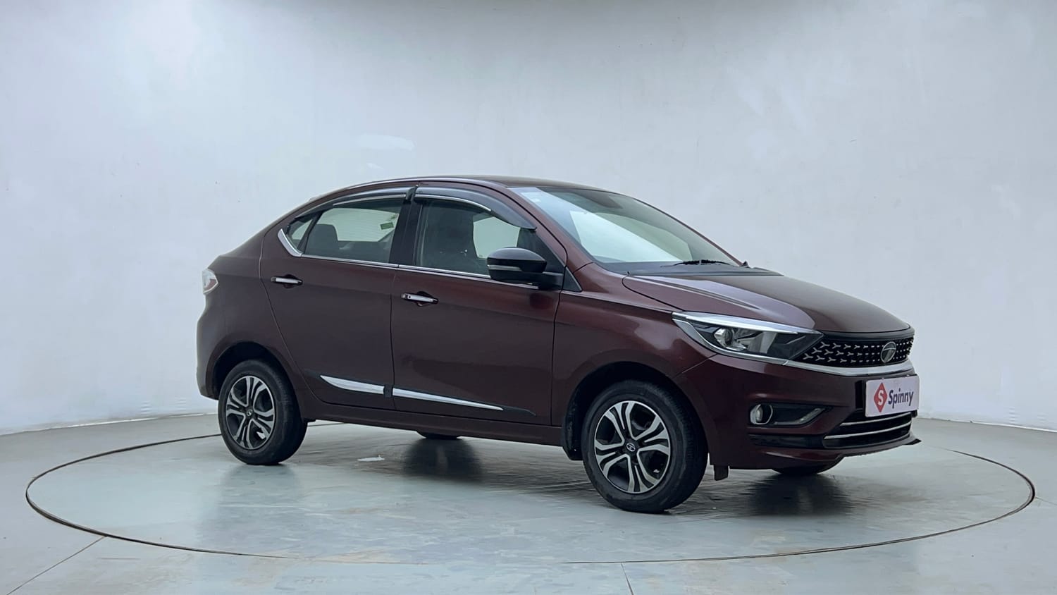 Used 2022 Tata Tigor XZ Plus CNG Cng Manual exterior RIGHT FRONT CORNER VIEW