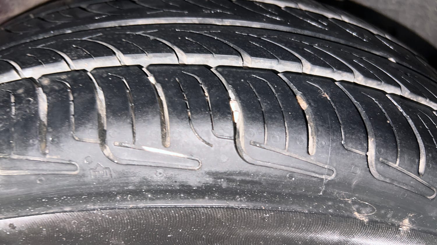 Used 2015 Honda Jazz V Petrol Petrol Manual tyres LEFT REAR TYRE TREAD VIEW