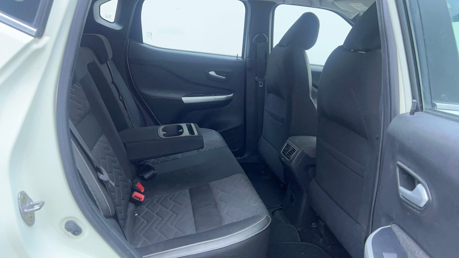 Used 2021 Nissan Magnite XV Premium Turbo CVT Petrol Automatic interior RIGHT SIDE REAR DOOR CABIN VIEW