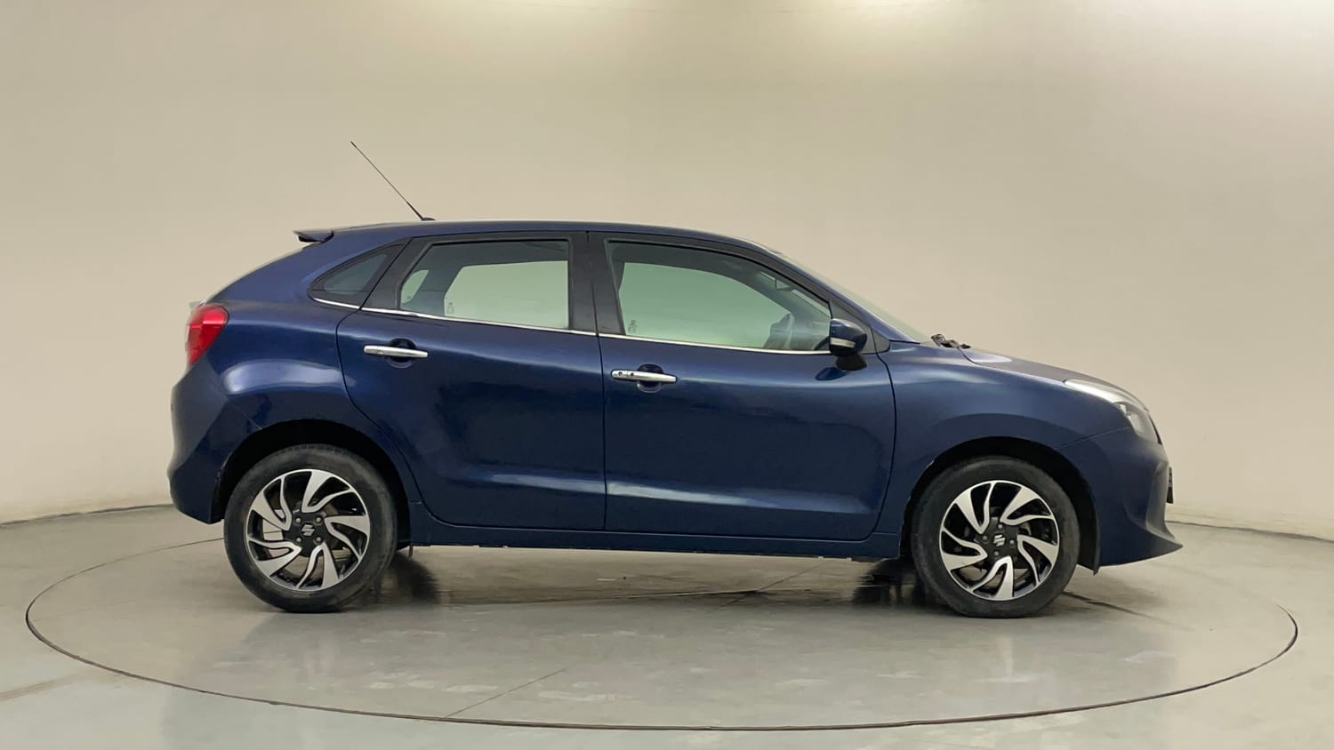 Used 2019 Maruti Suzuki Baleno Alpha Automatic Petrol Automatic exterior RIGHT SIDE VIEW