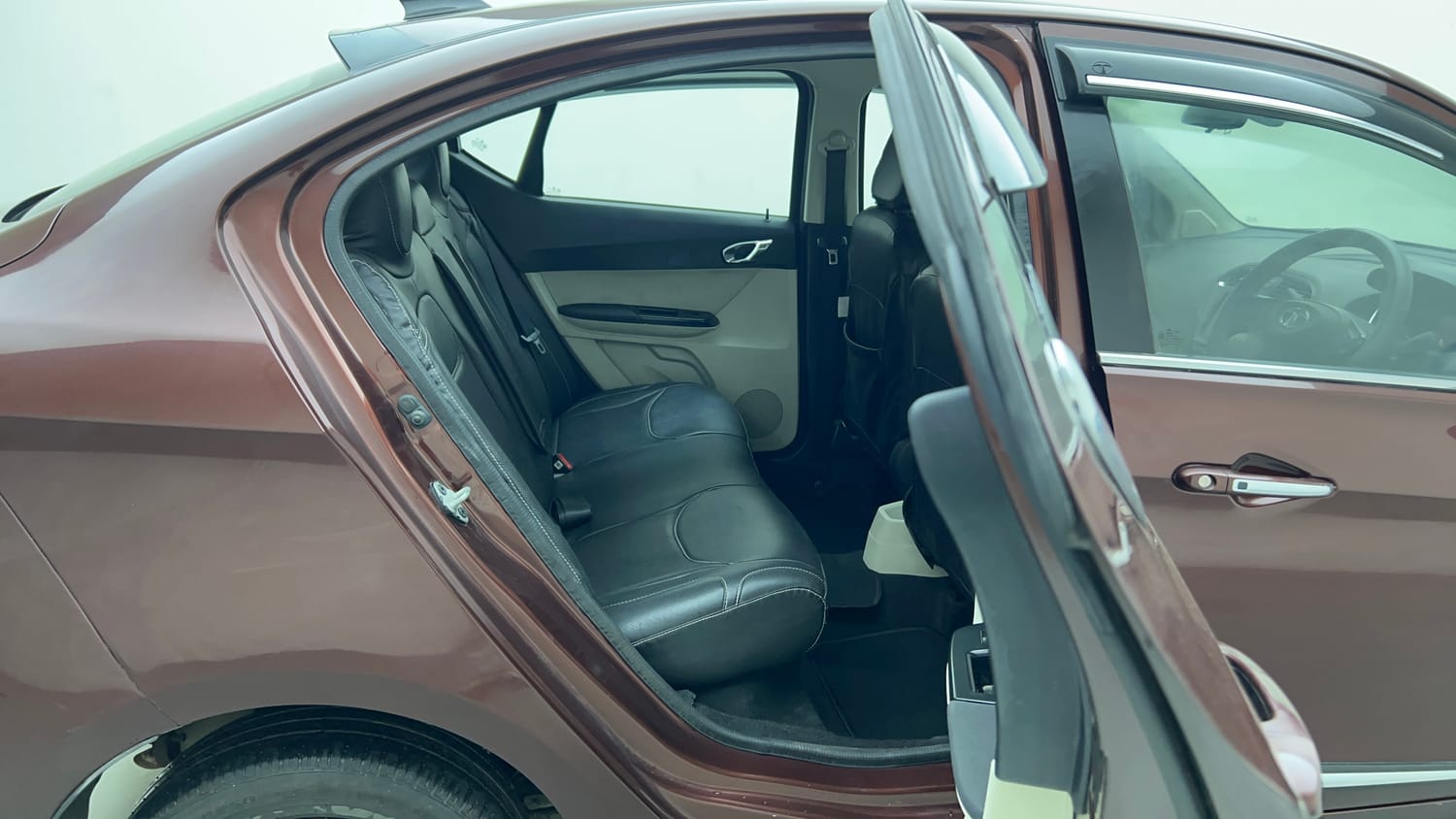 Used 2022 Tata Tigor XZ Plus CNG Cng Manual interior RIGHT SIDE REAR DOOR CABIN VIEW