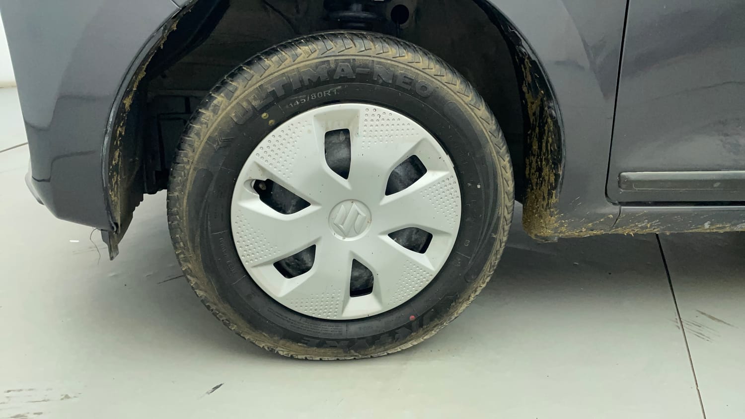 Used 2023 Maruti Suzuki Alto K10 VXi Petrol Manual tyres LEFT FRONT TYRE RIM VIEW