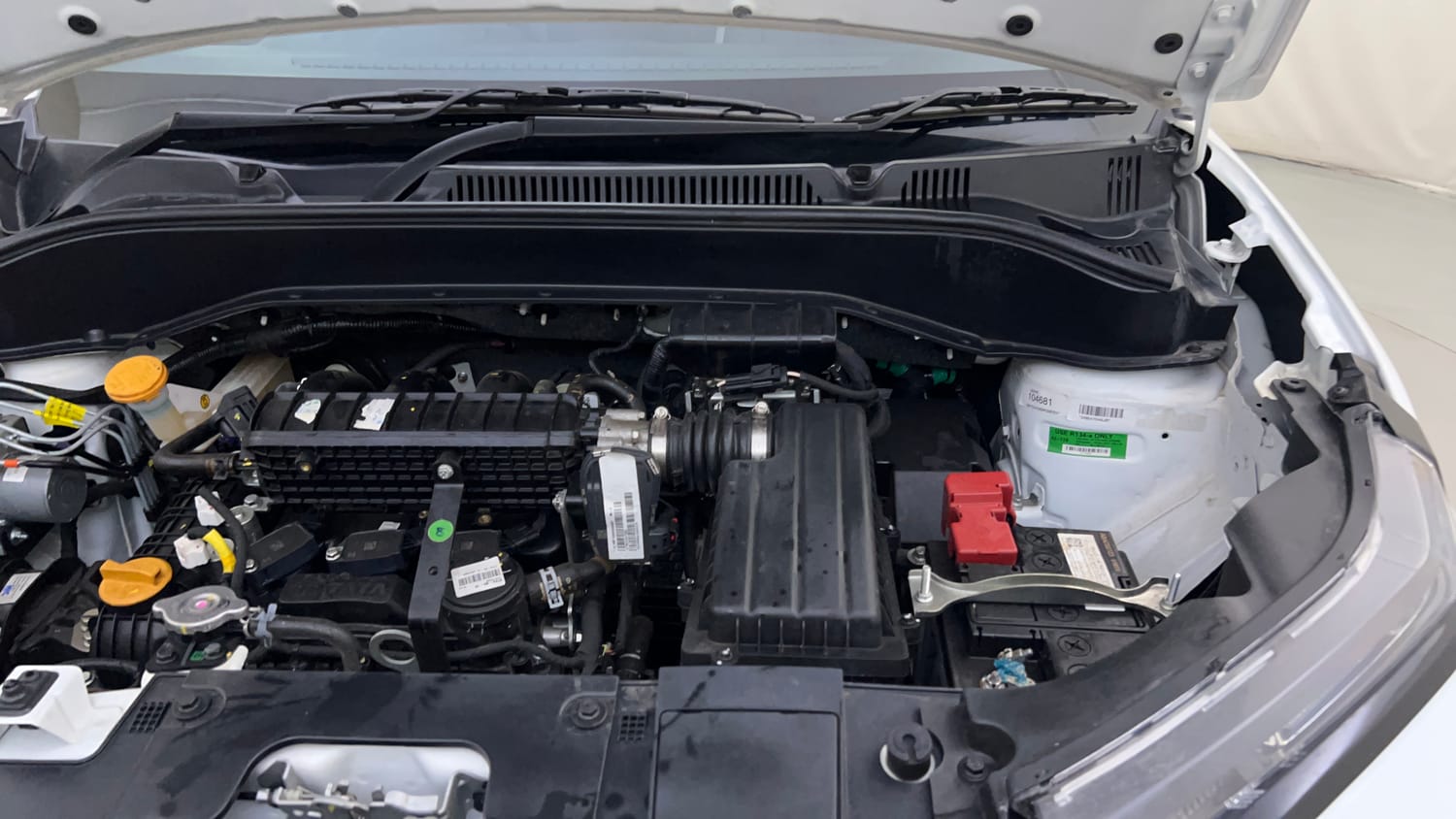 Used 2025 Tata Punch Adventure Plus AMT Petrol Automatic engine ENGINE LEFT SIDE HINGE & APRON VIEW