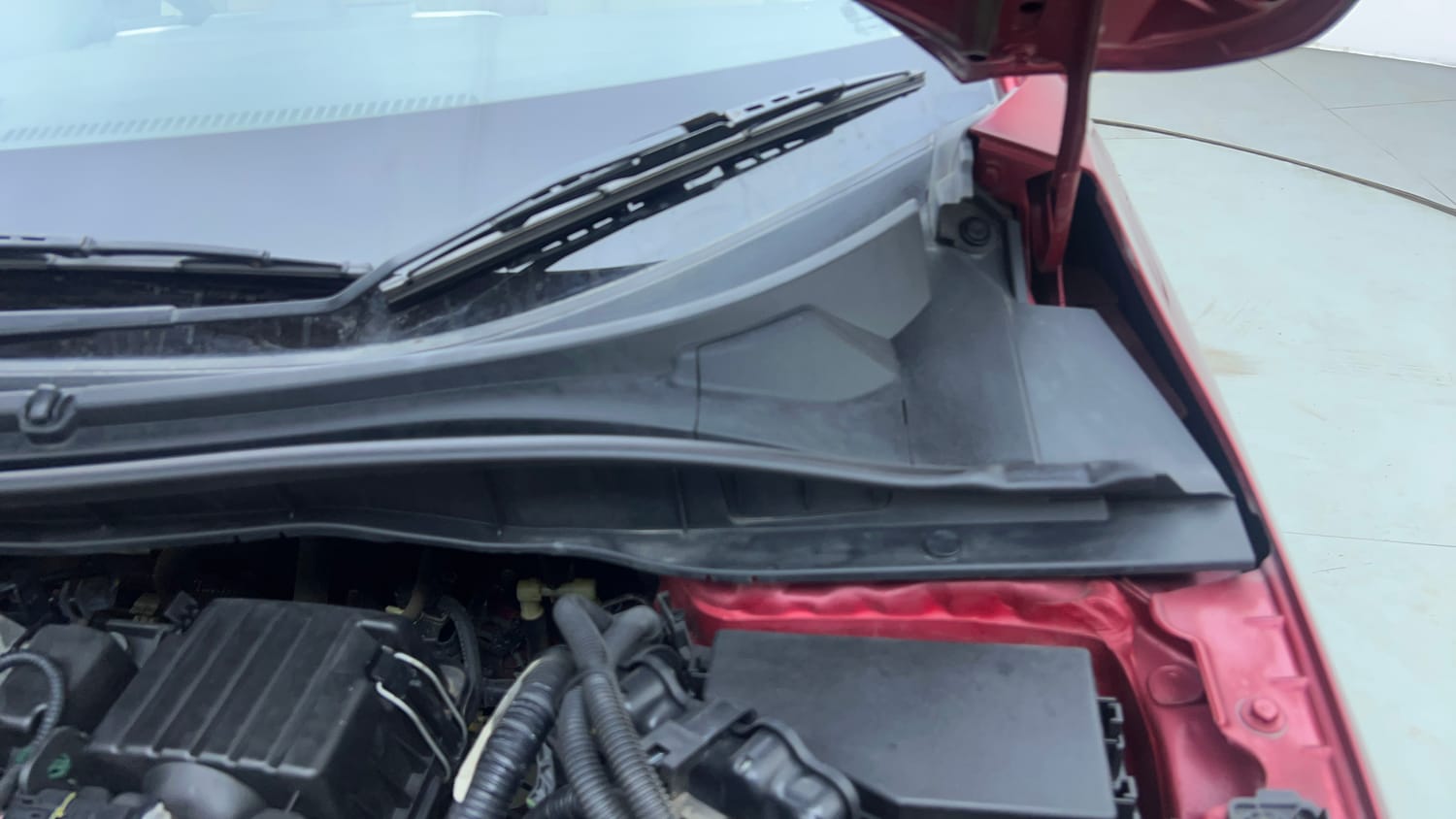 Used 2022 Honda City ZX Petrol Petrol Manual engine ENGINE LEFT SIDE HINGE & APRON VIEW