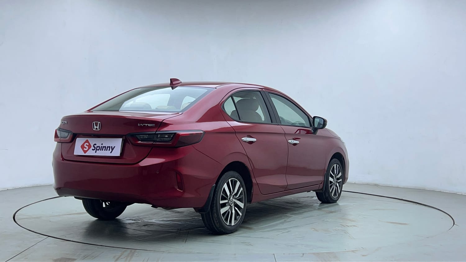 Used 2022 Honda City ZX Petrol Petrol Manual exterior RIGHT REAR CORNER VIEW