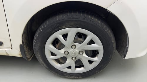 Used 2018 Hyundai Grand i10 Sportz 1.2 Kappa VTVT Petrol Manual tyres RIGHT FRONT TYRE RIM VIEW