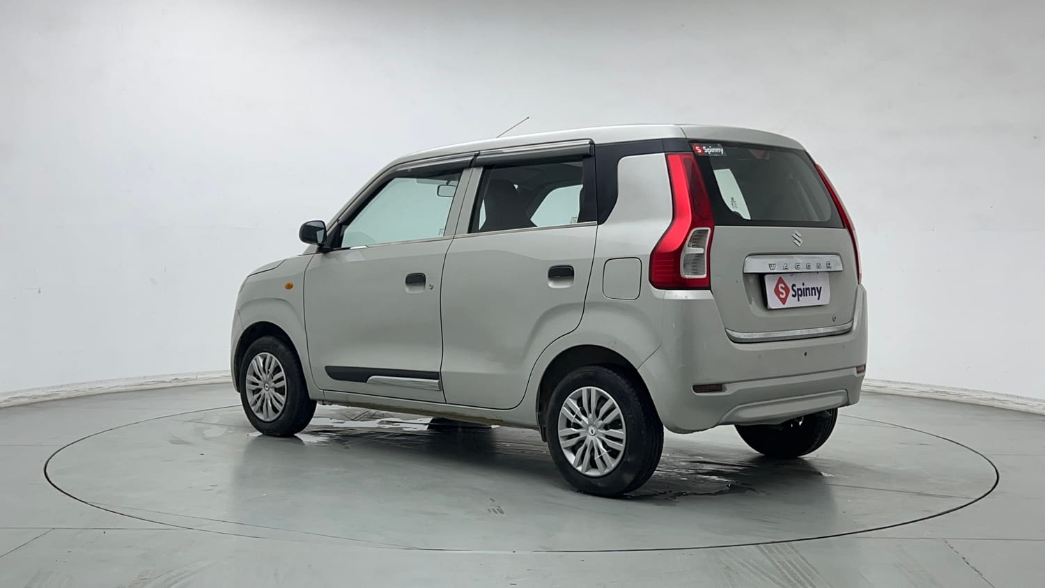 Used 2021 Maruti Suzuki Wagon R LXi 1.0 CNG Cng Manual exterior LEFT REAR CORNER VIEW