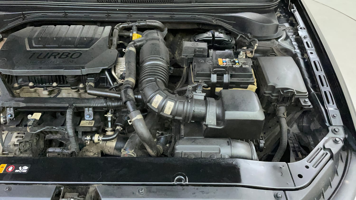 Used 2024 Hyundai Verna SX (O) 1.5 Turbo Petrol DCT Petrol Automatic engine ENGINE LEFT SIDE VIEW