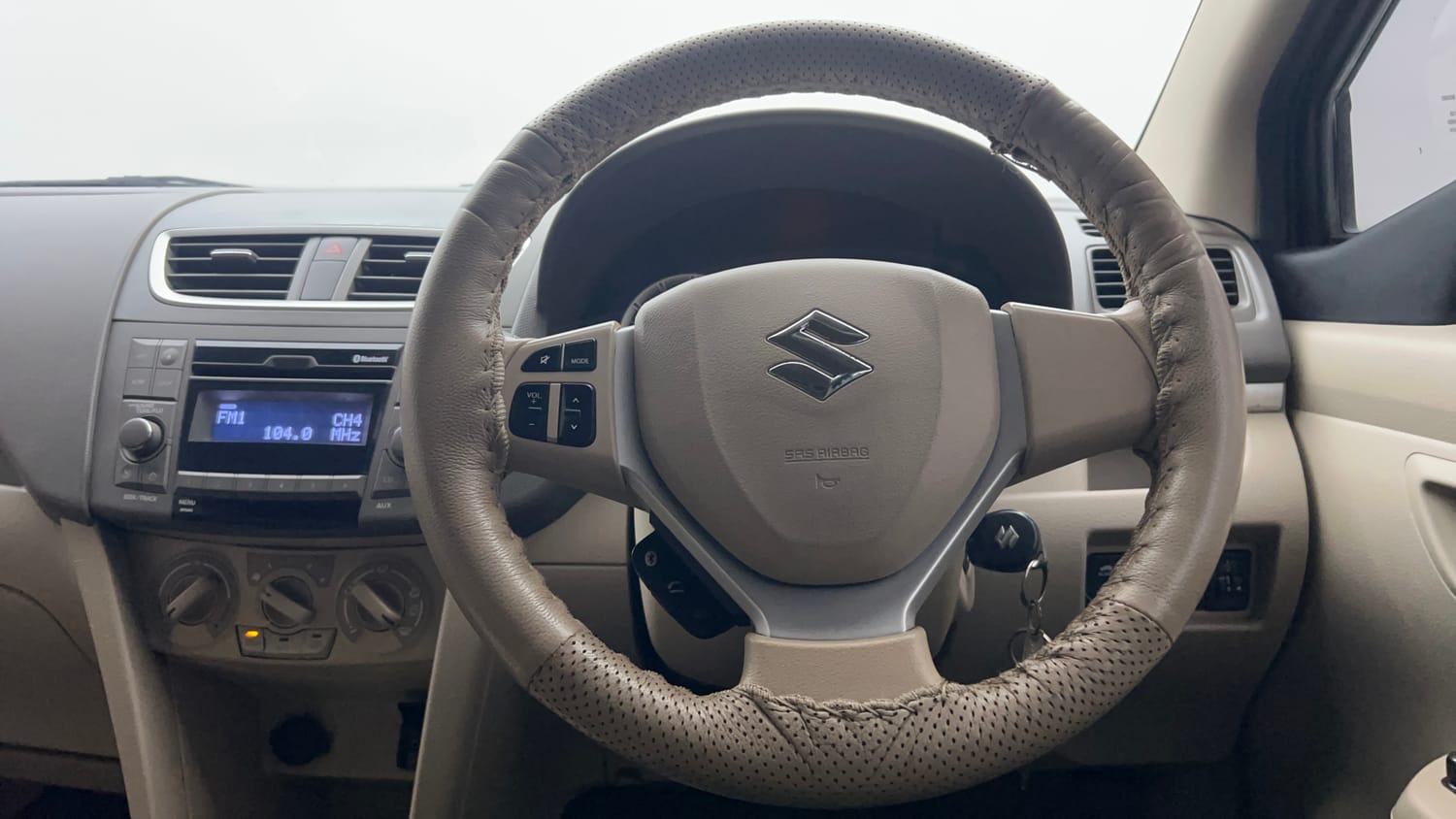 Used 2016 Maruti Suzuki Ertiga ZXI Petrol Manual interior STEERING VIEW