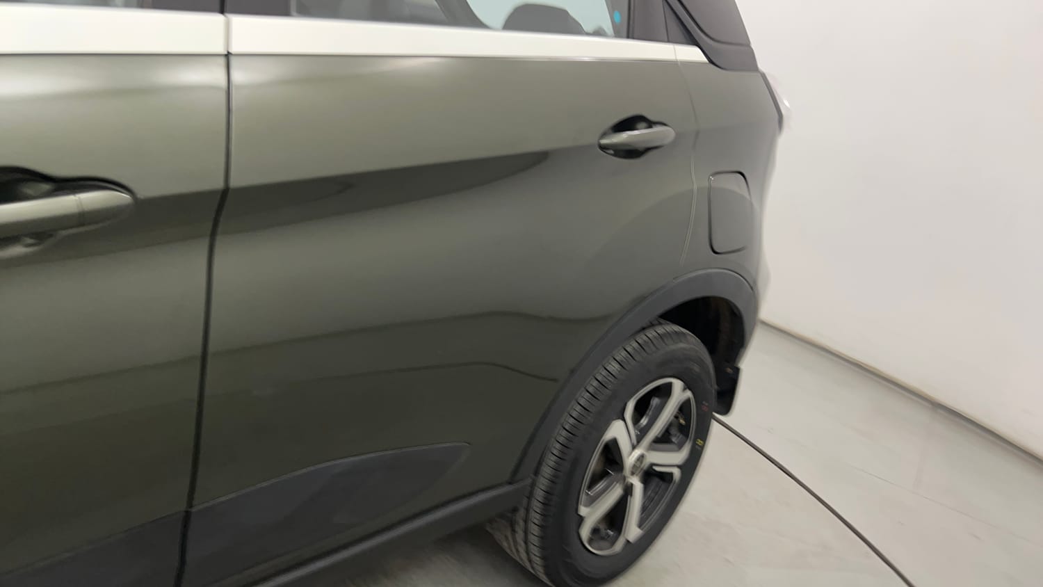 Used 2022 Tata Nexon XZA Plus (O) Diesel Diesel Automatic dents MINOR SCRATCH