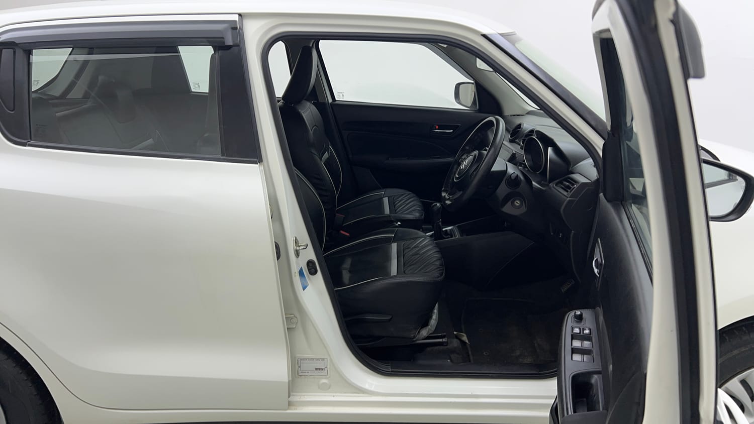 Used 2021 Maruti Suzuki Swift VXi Petrol Manual interior RIGHT SIDE FRONT DOOR CABIN VIEW