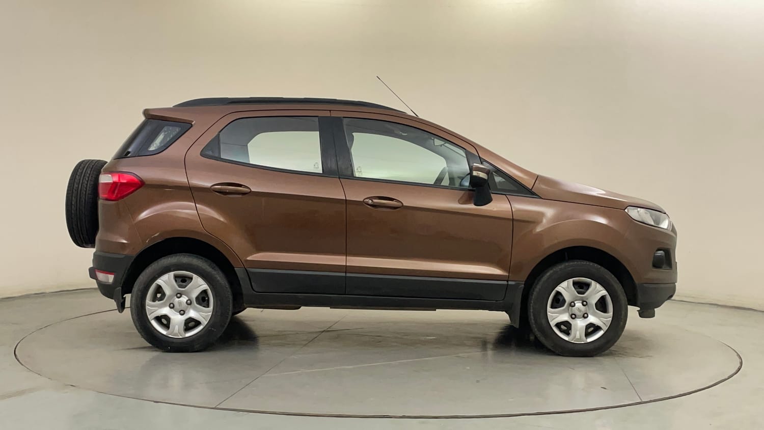 Used 2017 Ford EcoSport Trend+ 1.0L EcoBoost Petrol Manual exterior RIGHT SIDE VIEW