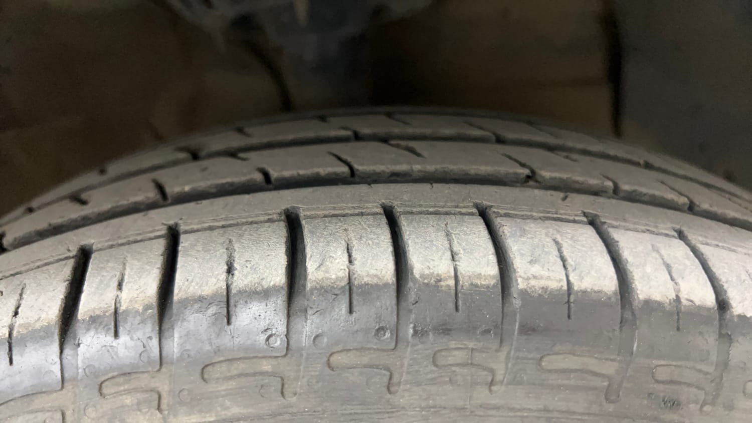 Used 2024 Hyundai Exter S 1.2 MT Hy-CNG Duo Cng Manual tyres RIGHT FRONT TYRE TREAD VIEW