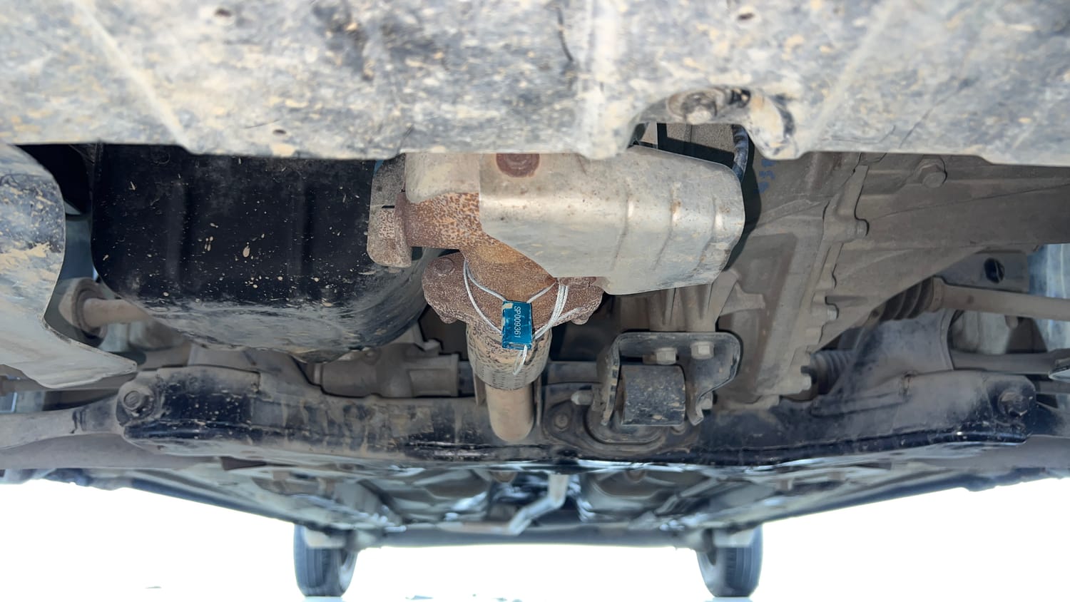 Used 2019 Hyundai Santro Magna Petrol Manual extra FRONT LEFT UNDERBODY VIEW