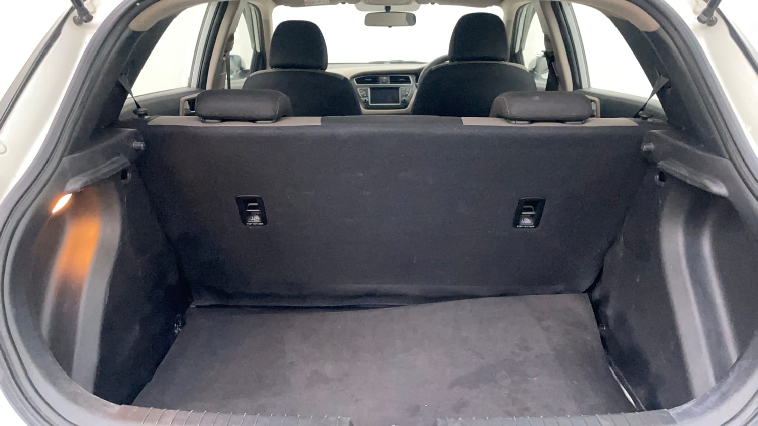 Used 2019 Hyundai Elite i20 Asta 1.2 (O) Petrol Manual interior DICKY INSIDE VIEW