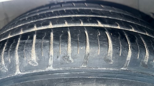 Used 2018 Hyundai Grand i10 Sportz 1.2 Kappa VTVT Petrol Manual tyres RIGHT FRONT TYRE TREAD VIEW