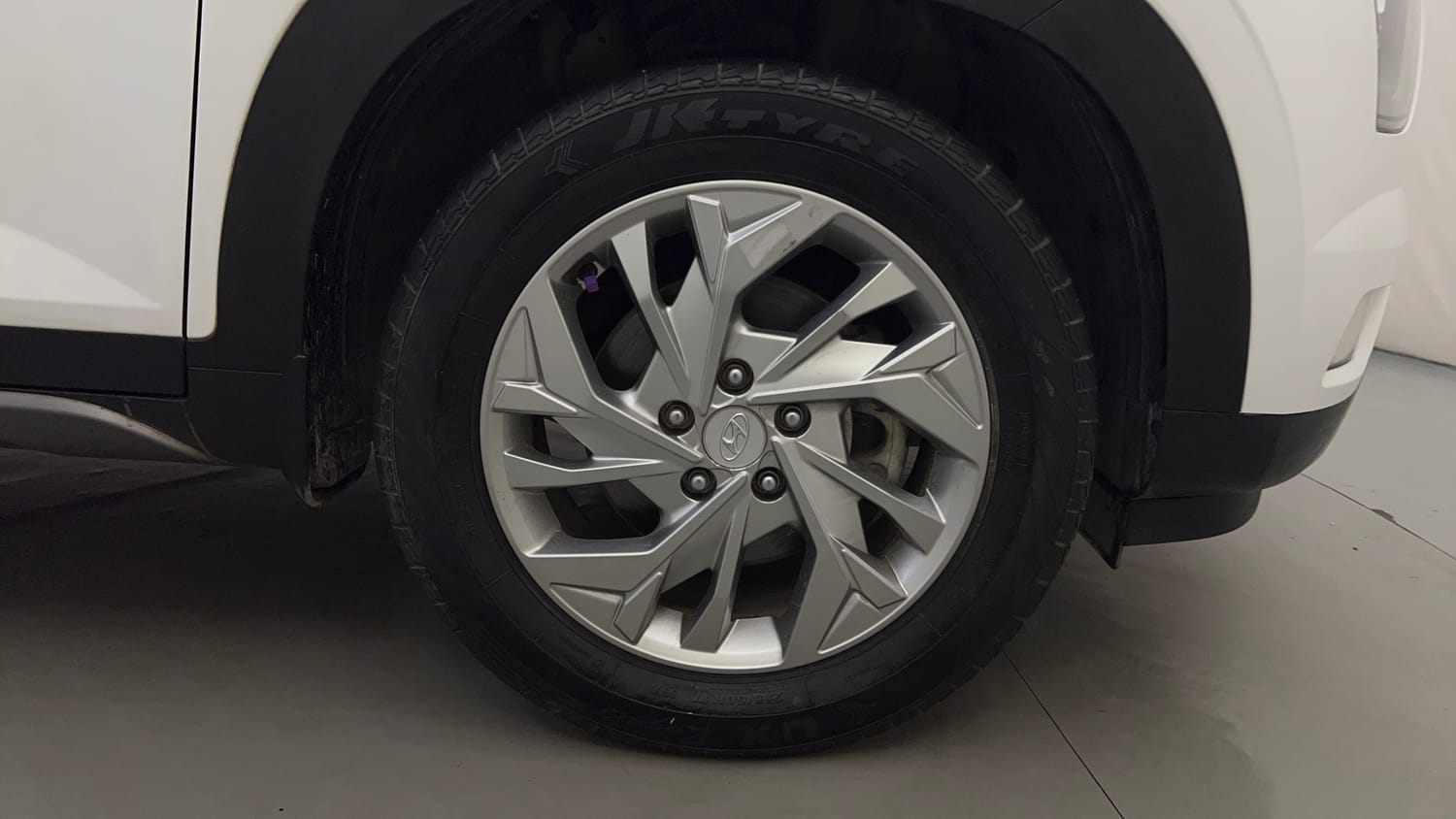 Used 2020 Hyundai Creta SX 1.5 Petrol Petrol Manual tyres RIGHT FRONT TYRE RIM VIEW