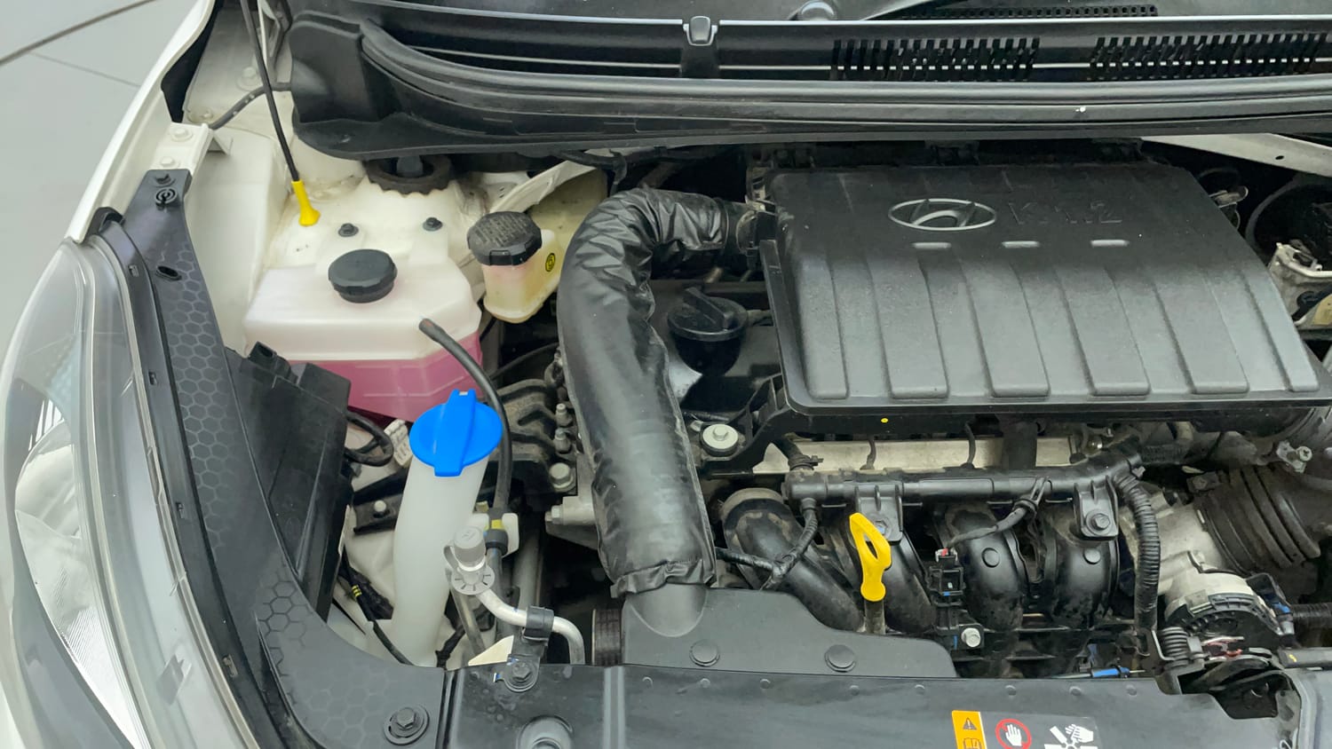 Used 2024 Hyundai Grand i10 Nios Era 1.2 Kappa Petrol Manual engine ENGINE RIGHT SIDE VIEW