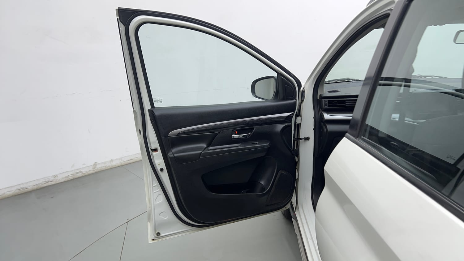 Used 2023 Maruti Suzuki XL6 Zeta MT CNG Cng Manual interior LEFT FRONT DOOR OPEN VIEW
