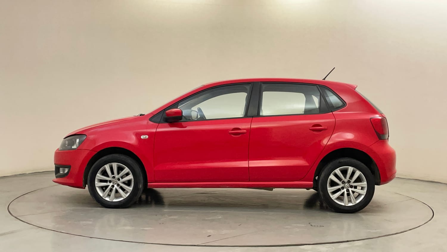 Used 2014 Volkswagen Polo Highline1.2L (P) Petrol Manual exterior LEFT SIDE VIEW