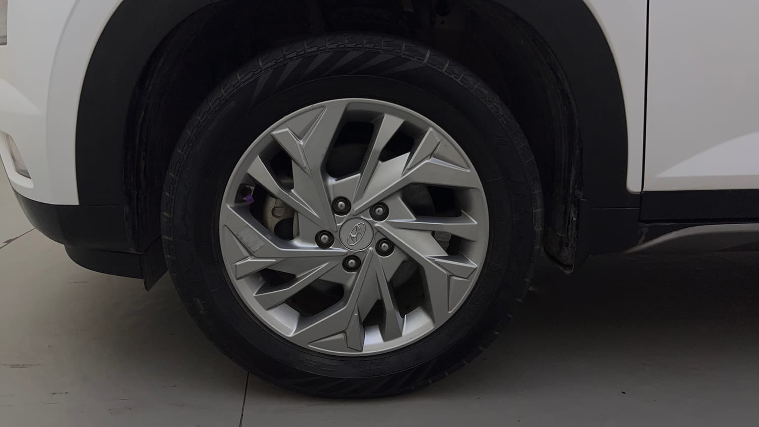 Used 2020 Hyundai Creta SX 1.5 Petrol Petrol Manual tyres LEFT FRONT TYRE RIM VIEW