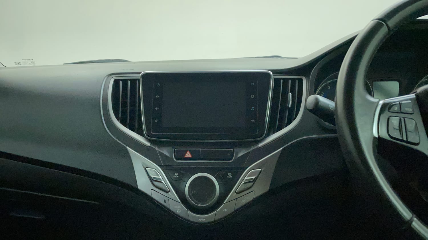 Used 2019 Maruti Suzuki Baleno Alpha Automatic Petrol Automatic interior MUSIC SYSTEM & AC CONTROL VIEW
