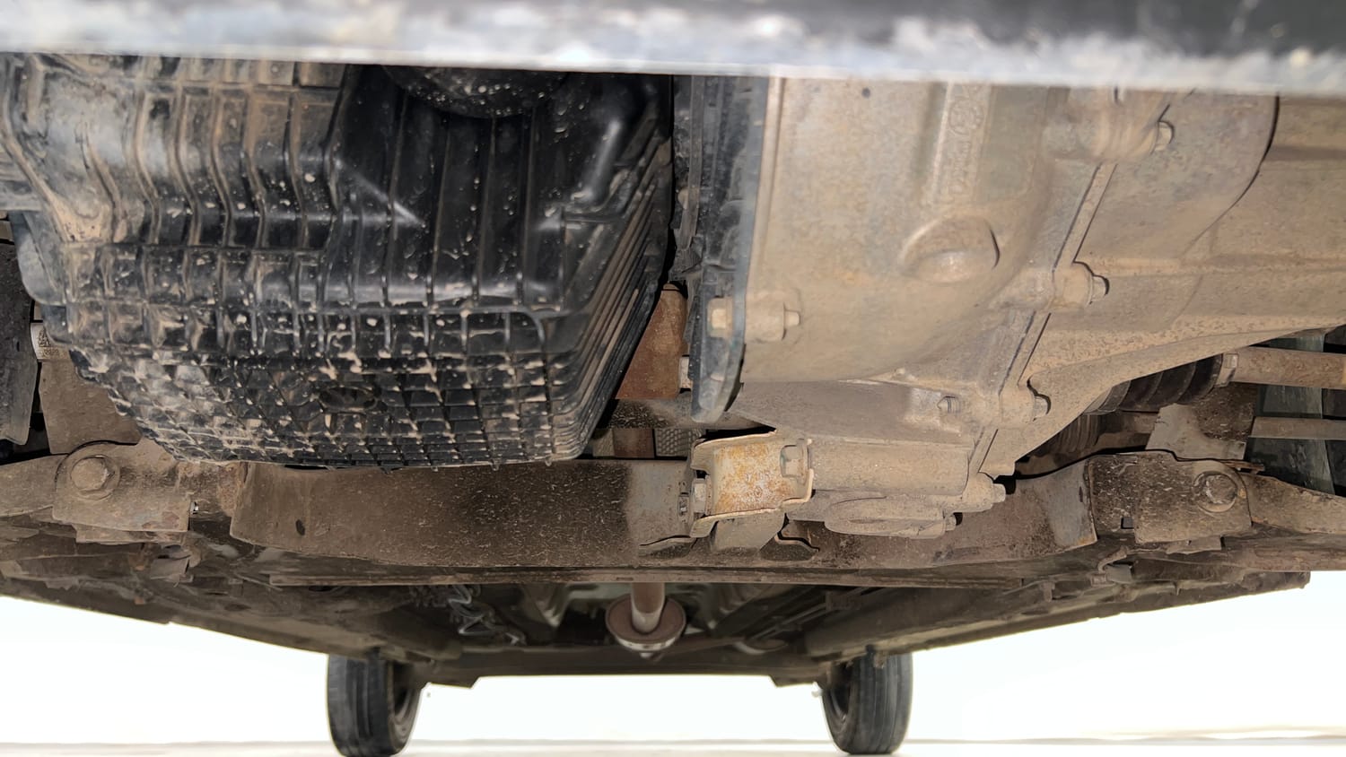 Used 2020 Datsun Redi-GO T(O) 1.0 AMT Petrol Automatic extra FRONT LEFT UNDERBODY VIEW
