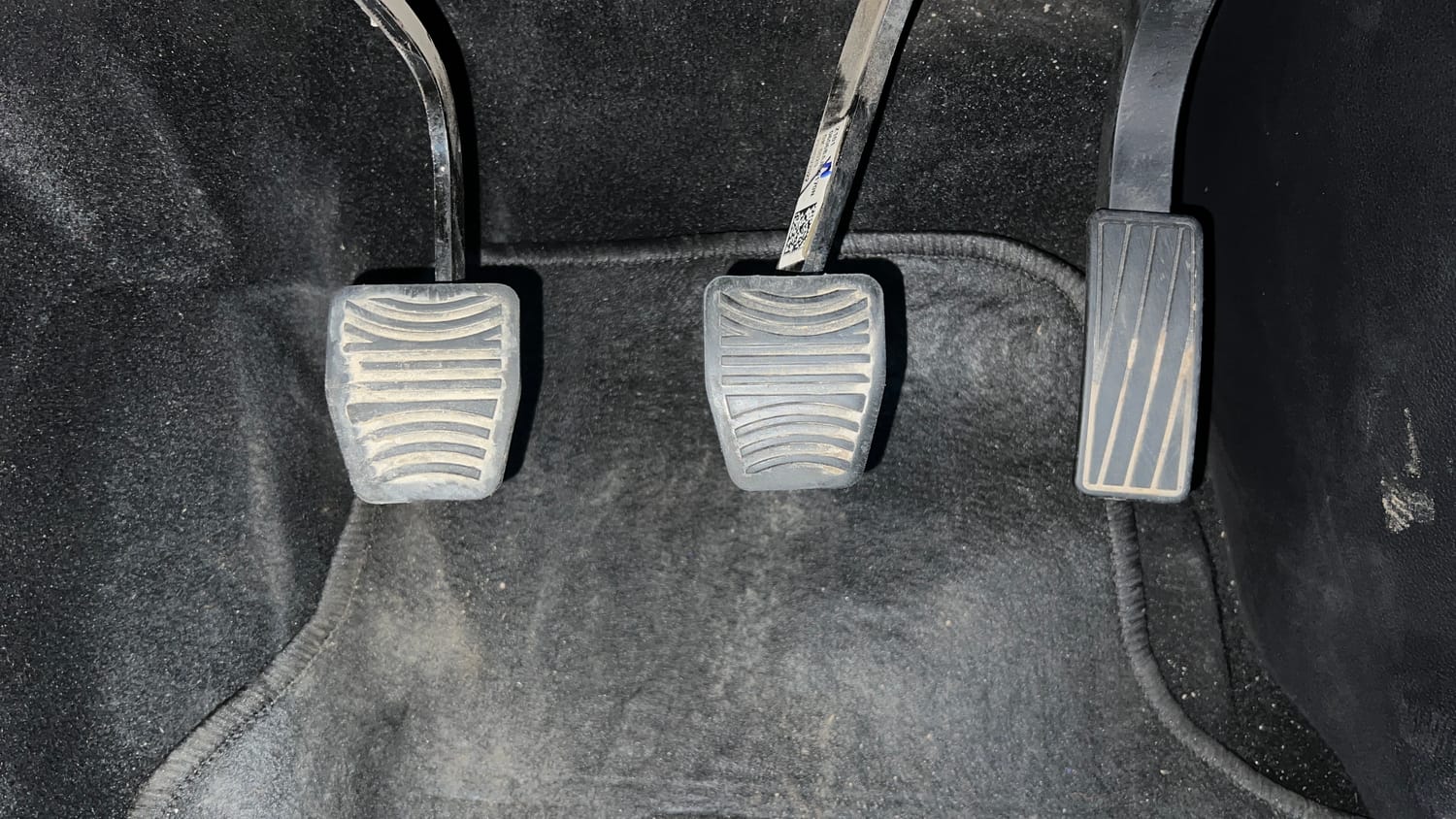 Used 2023 Mahindra Scorpio N Z8 L Petrol MT 7 STR Petrol Manual interior PEDALS VIEW