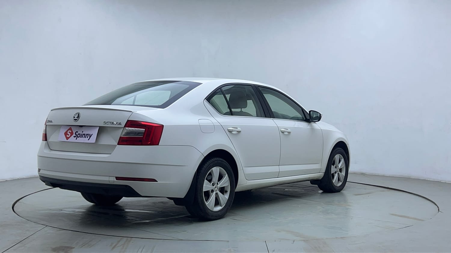 Used 2019 Skoda Octavia 1.8 TSI Style AT Petrol Automatic exterior RIGHT REAR CORNER VIEW