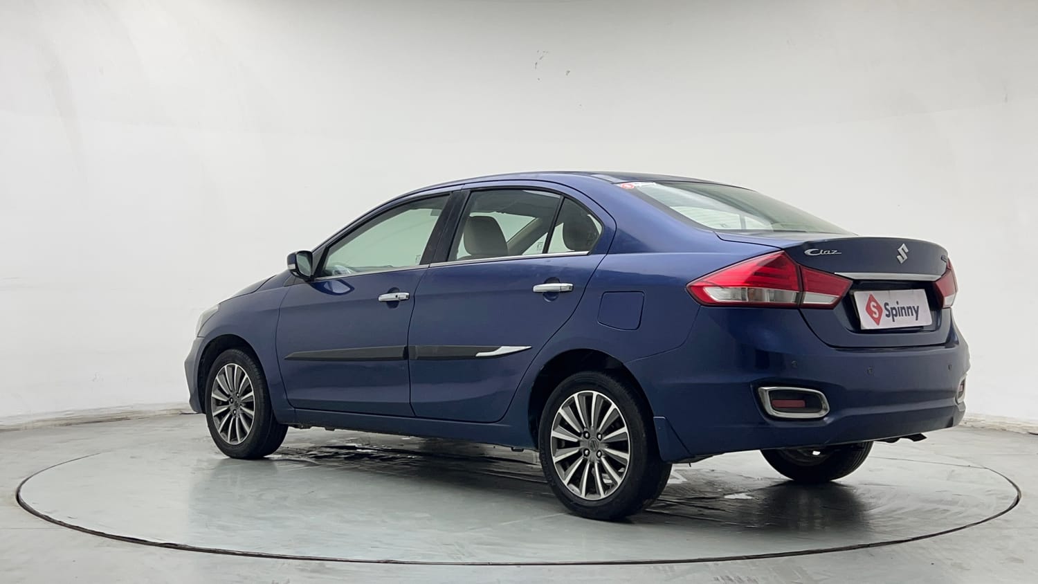 Used 2019 Maruti Suzuki Ciaz Alpha Hybrid 1.5 Petrol Manual exterior LEFT REAR CORNER VIEW