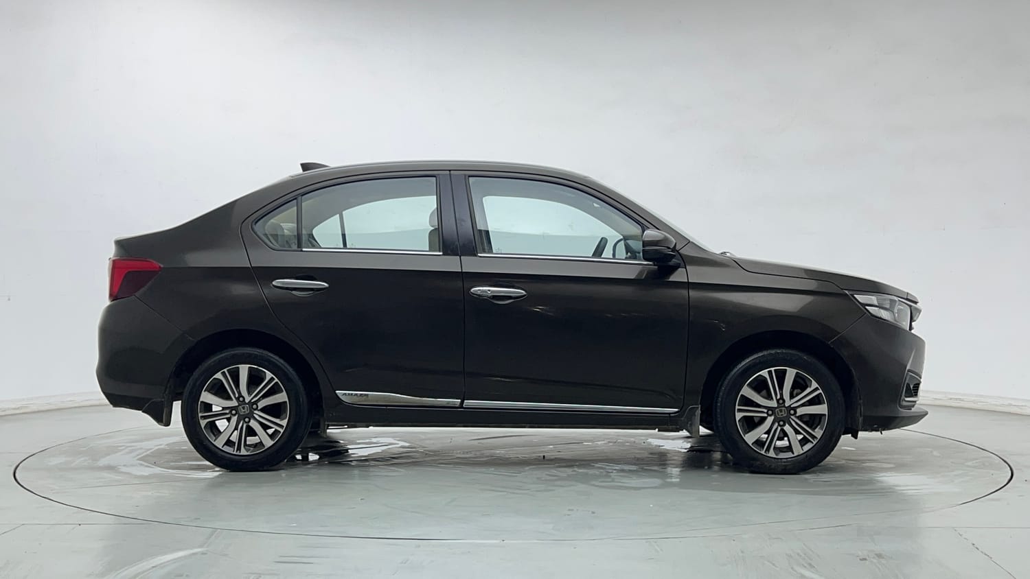 Used 2022 Honda Amaze VX CVT 1.2 Petrol Petrol Automatic exterior RIGHT SIDE VIEW