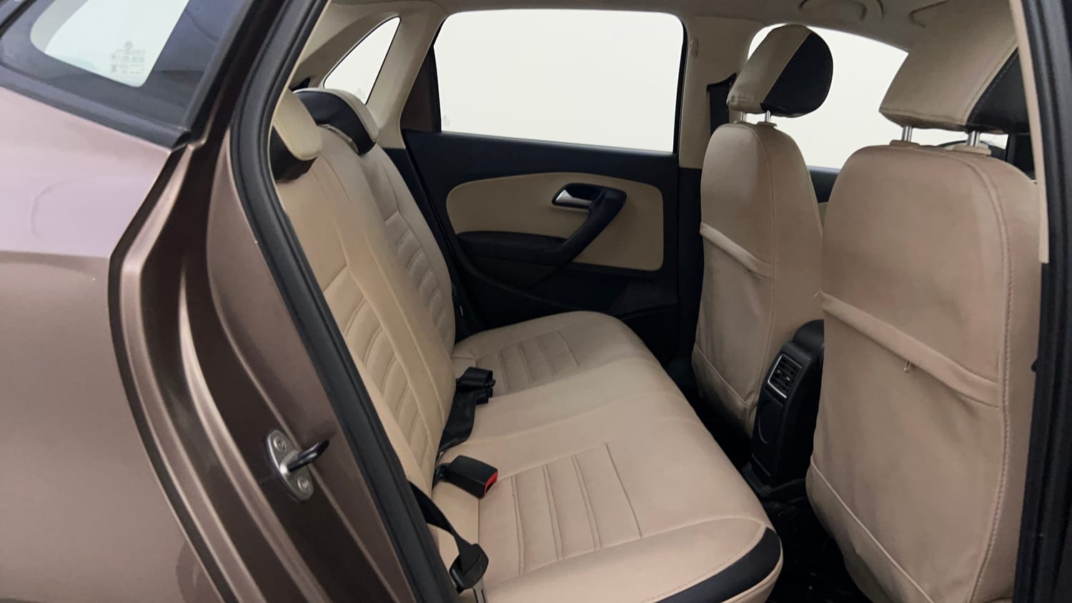 Used 2016 Volkswagen Ameo Highline1.2L (P) Petrol Manual interior RIGHT SIDE REAR DOOR CABIN VIEW
