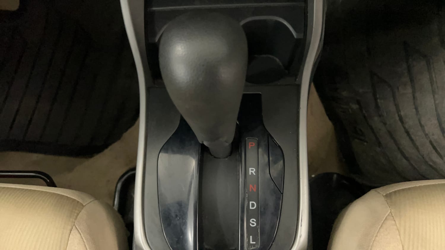 Used 2016 Honda City SV CVT Petrol Automatic interior GEAR  KNOB VIEW