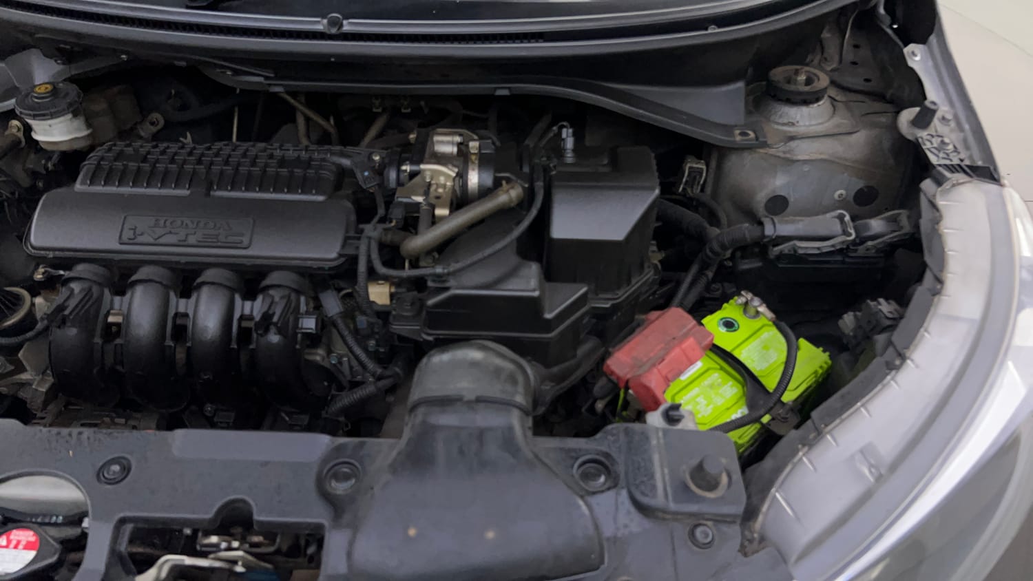 Used 2018 Honda BR-V V CVT Petrol Petrol Automatic engine ENGINE LEFT SIDE VIEW