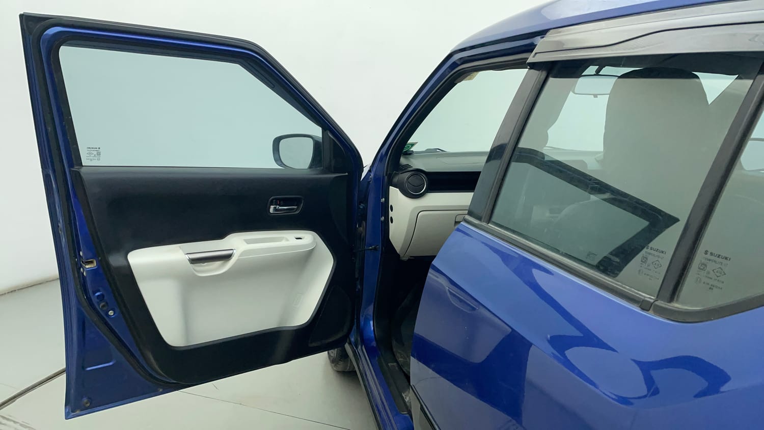 Used 2017 Maruti Suzuki Ignis Zeta 1.2 AMT Petrol Automatic interior LEFT FRONT DOOR OPEN VIEW