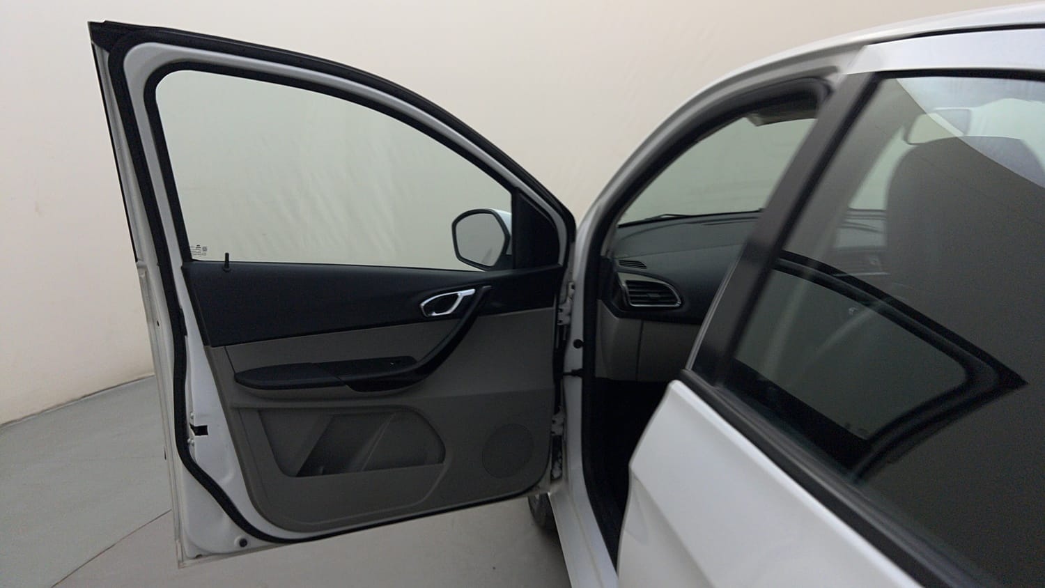 Used 2018 Tata Tiago Revotron XZ Petrol Manual interior LEFT FRONT DOOR OPEN VIEW