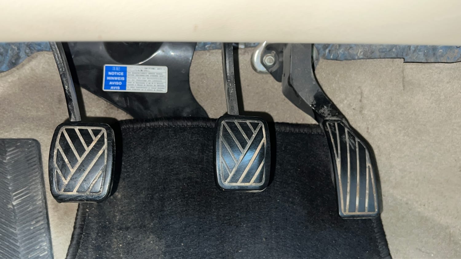Used 2019 Maruti Suzuki Ciaz Alpha Hybrid 1.5 Petrol Manual interior PEDALS VIEW
