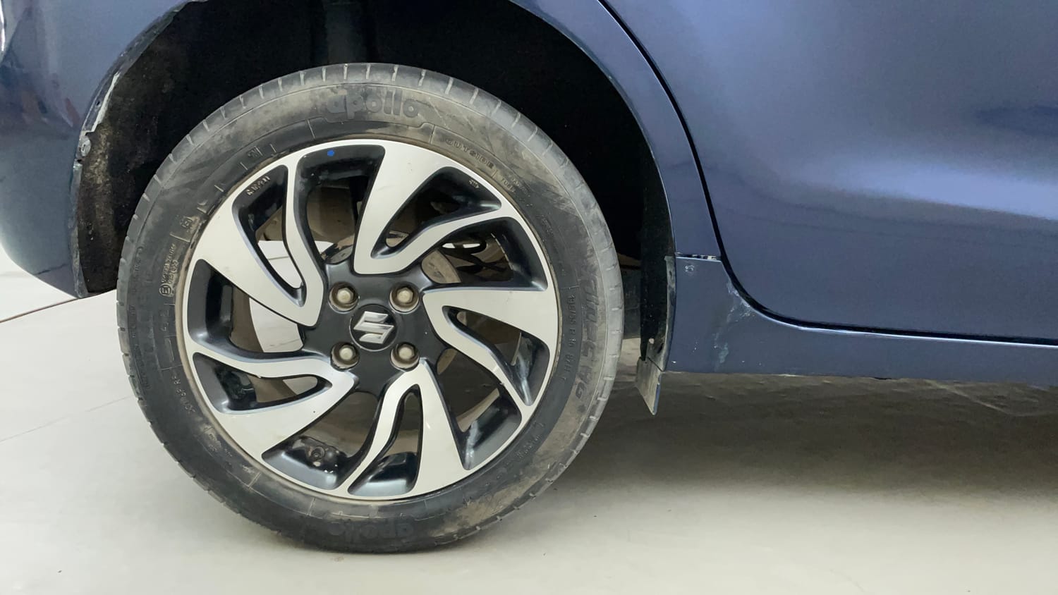 Used 2019 Maruti Suzuki Baleno Alpha Automatic Petrol Automatic tyres RIGHT REAR TYRE RIM VIEW