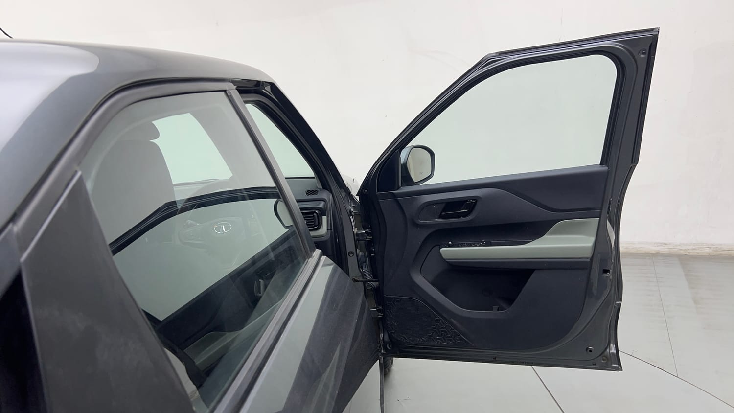 Used 2022 Tata Punch Adventure MT Petrol Manual interior RIGHT FRONT DOOR OPEN VIEW
