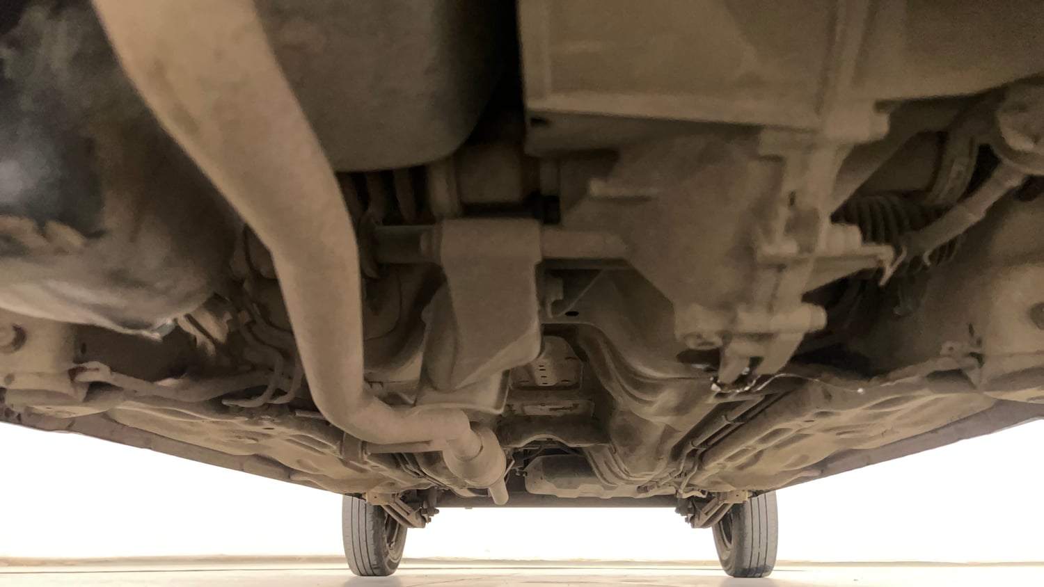 Used 2020 Maruti Suzuki Alto 800 LXi Petrol Manual extra FRONT LEFT UNDERBODY VIEW