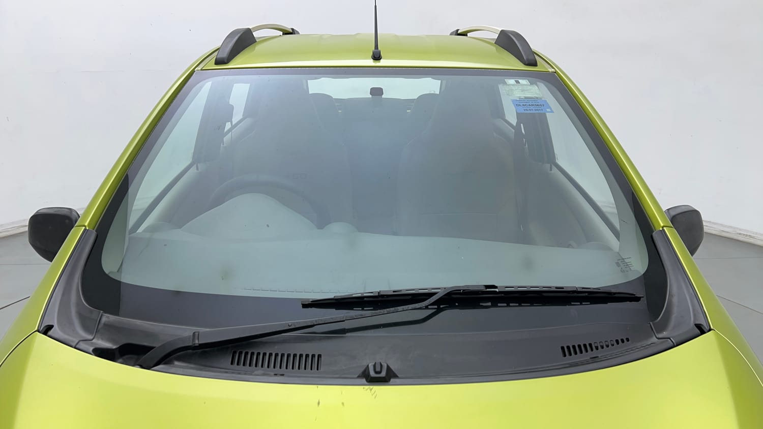 Used 2017 Datsun Redi-GO S Petrol Manual exterior FRONT WINDSHIELD VIEW
